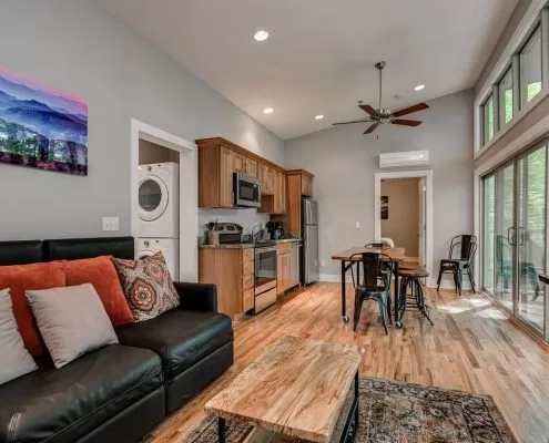 118 Wilderness Trail Rd - living room